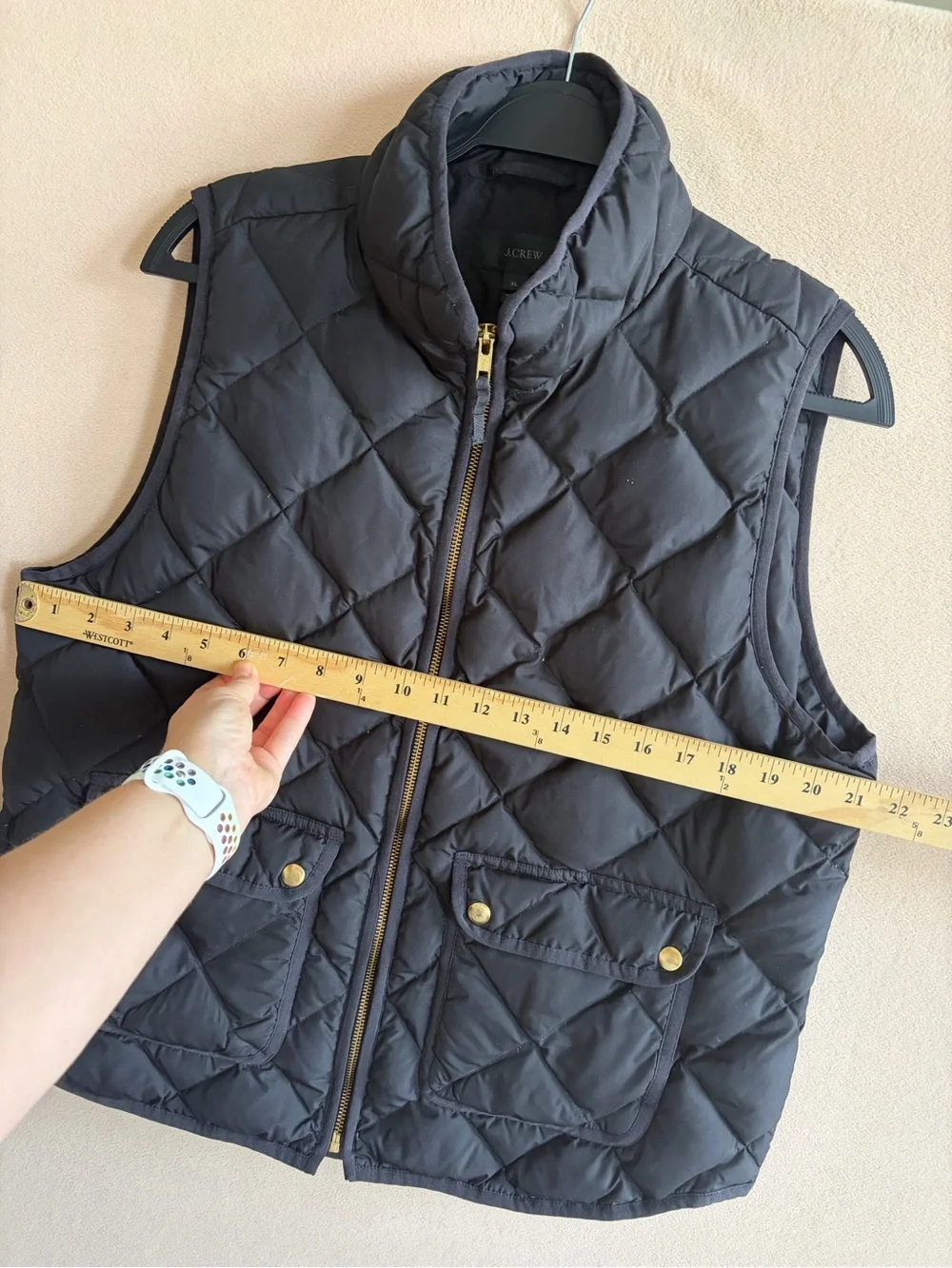 J. Crew Excursion Quilted Down Vest Black w Pockets size XL